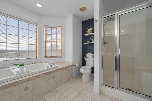 140 Gate Schoolhouse Road, New Hampton, NY 10958