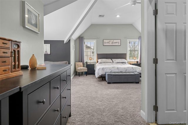 140 Gate Schoolhouse Road, New Hampton, NY 10958