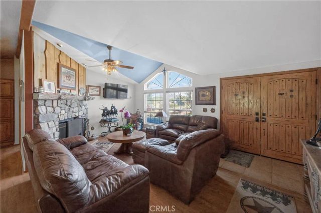 31420 Palm Avenue, Hemet, CA 92543