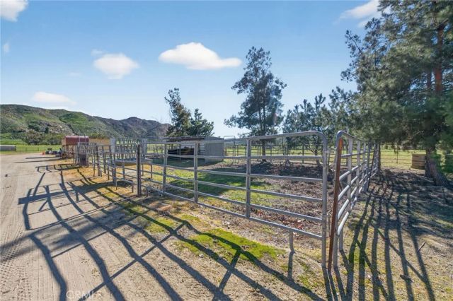 31420 Palm Avenue, Hemet, CA 92543