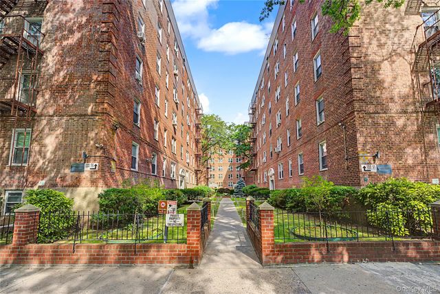 144-45 Sanford Avenue 5F, Flushing, NY 11355