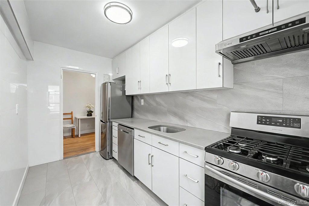 144-45 Sanford Avenue 5F, Flushing, NY 11355 — photo 5