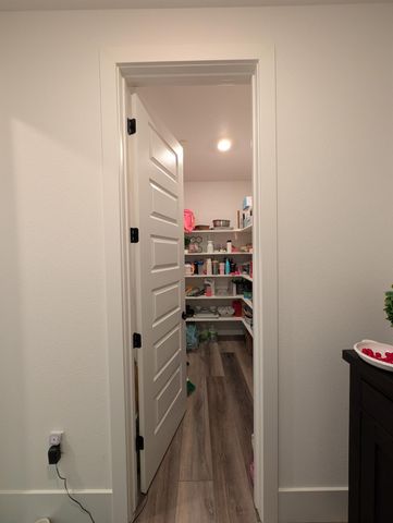 2751 Macabee Dr, Lathrop, CA 95330