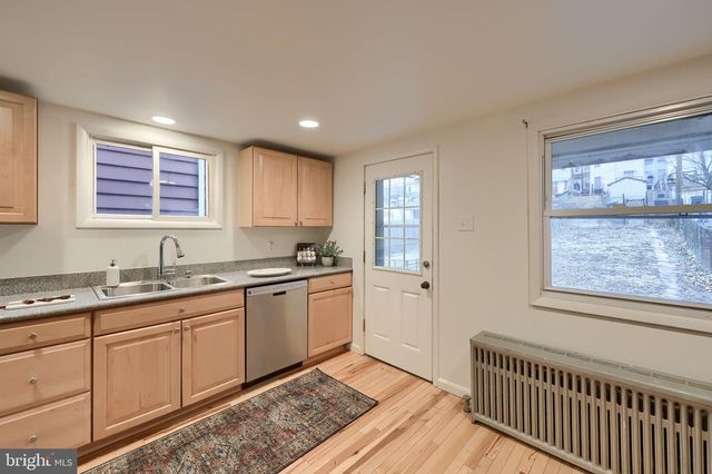 543 VANDERSLICE ST, Phoenixville, PA 19460