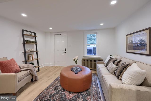 543 VANDERSLICE ST, Phoenixville, PA 19460