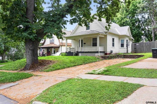 5820 Ohio Street, Omaha, NE 68104