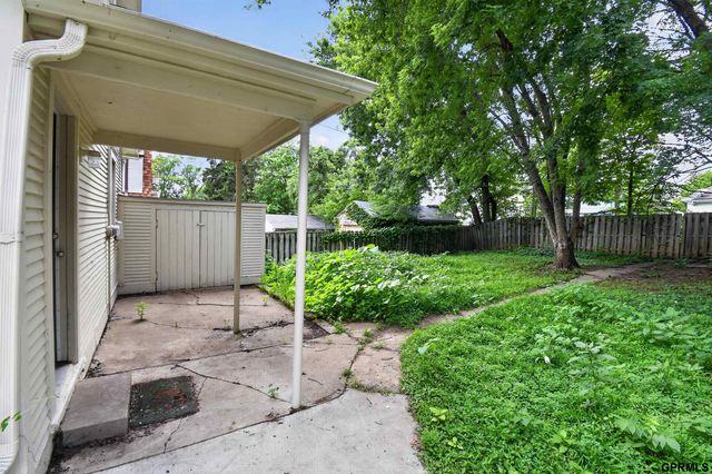 5820 Ohio Street, Omaha, NE 68104