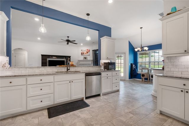 3525 Butterfly Avenue, Springdale, AR 72764