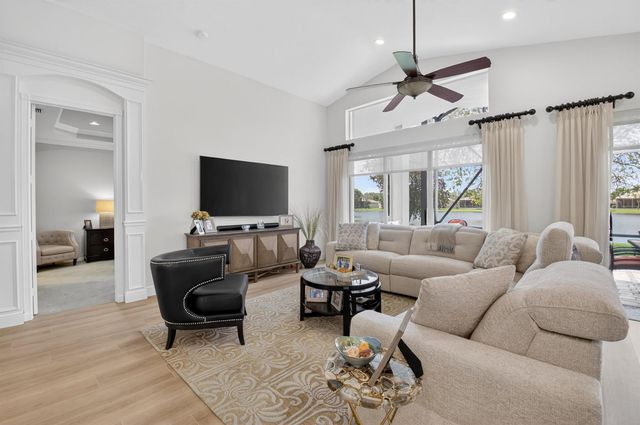 6609 Via Alfieri, Lake Worth, FL 33467