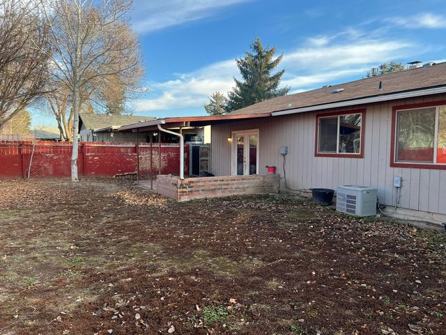 4803 Sumac Avenue, Klamath Falls, OR 97603