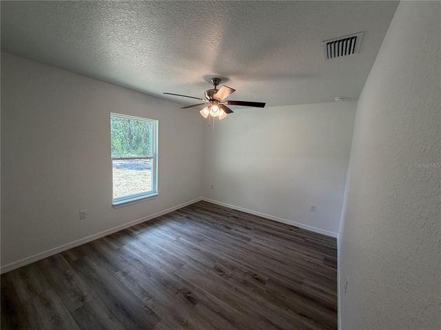 16683 SE 63 LANE, Ocklawaha, FL 32179