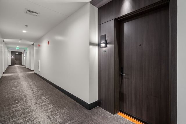 99 Sumner 421, Boston, MA 02128