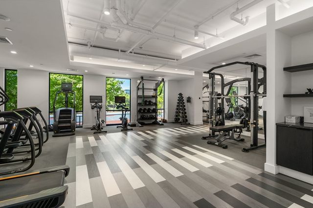 99 Sumner 421, Boston, MA 02128