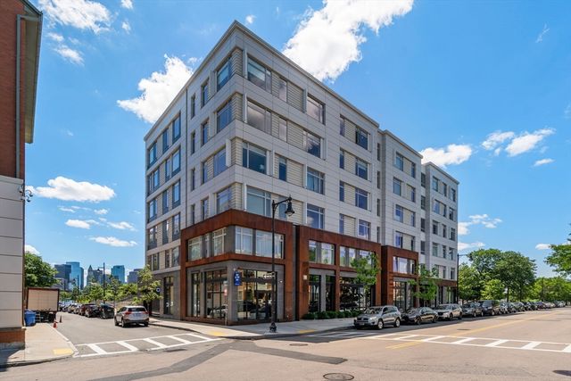 99 Sumner 421, Boston, MA 02128