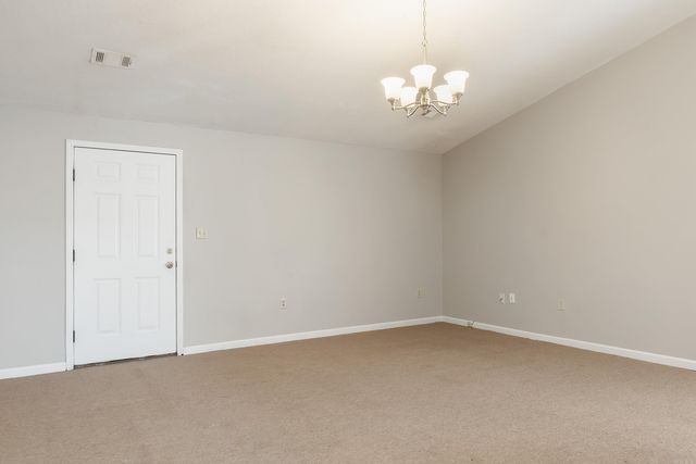 1607 W Washington Avenue, Jonesboro, AR 72401