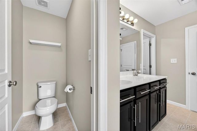 529 Parkgate Drive, Lake St Louis, MO 63367