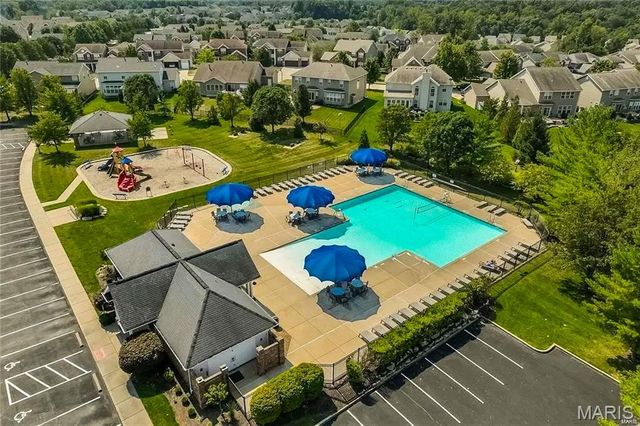 529 Parkgate Drive, Lake St Louis, MO 63367