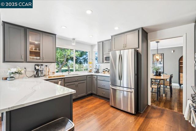 739 Devils Drop Ct, Richmond, CA 94803