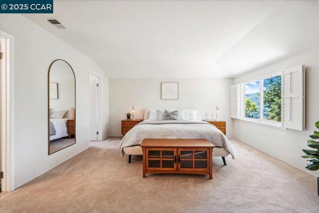 739 Devils Drop Ct, Richmond, CA 94803