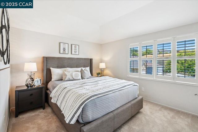 739 Devils Drop Ct, Richmond, CA 94803