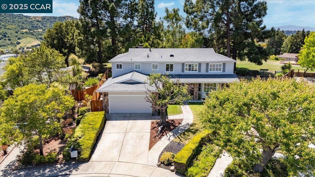 739 Devils Drop Ct, Richmond, CA 94803