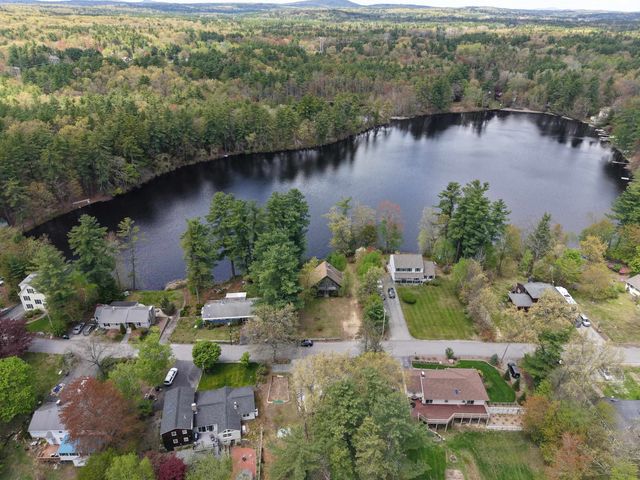 91 Sebbins Pond Drive, Bedford, NH 03110