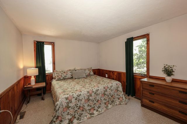 91 Sebbins Pond Drive, Bedford, NH 03110