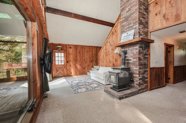 91 Sebbins Pond Drive, Bedford, NH 03110