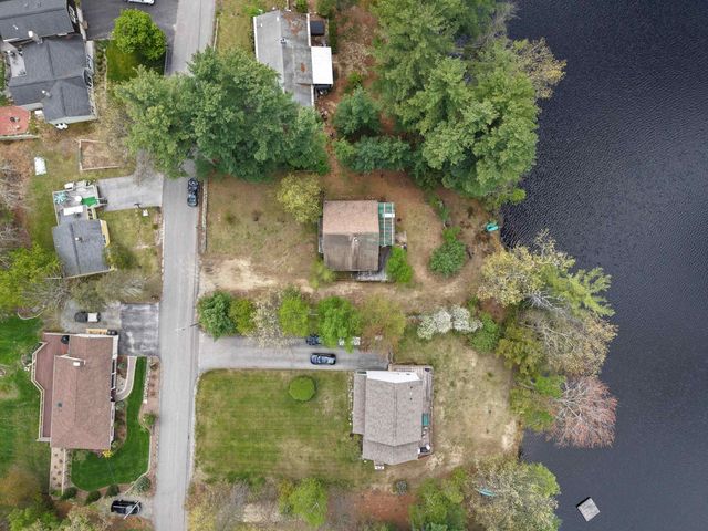 91 Sebbins Pond Drive, Bedford, NH 03110