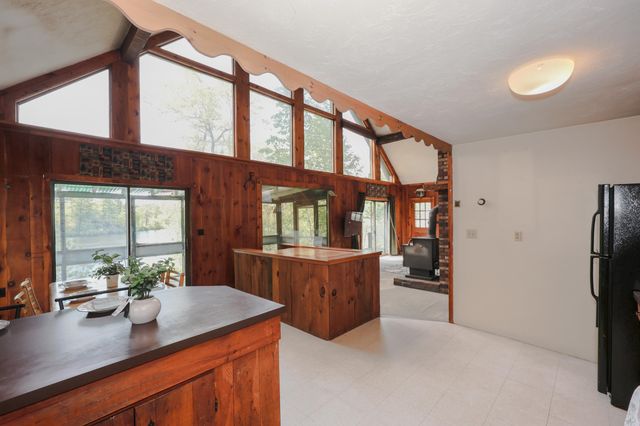 91 Sebbins Pond Drive, Bedford, NH 03110