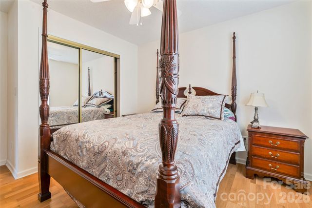 47 Barn Owl Way, Hendersonville, NC 28792