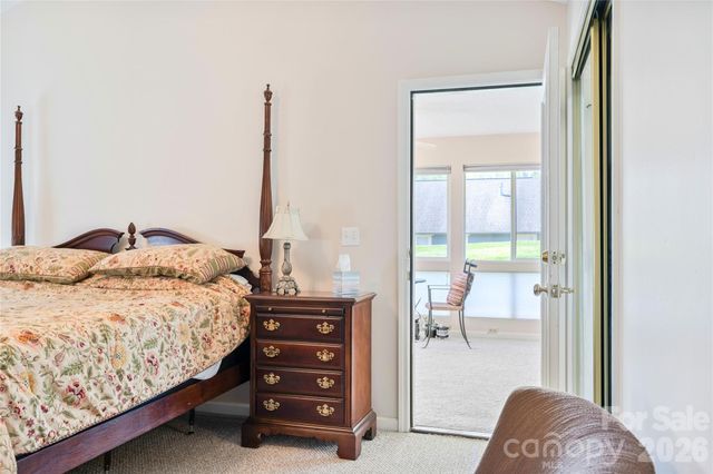 47 Barn Owl Way, Hendersonville, NC 28792
