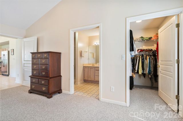 47 Barn Owl Way, Hendersonville, NC 28792