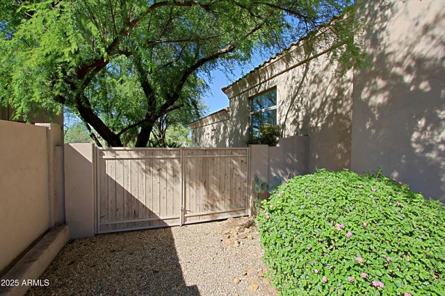 9311 E CAVALRY Drive, Scottsdale, AZ 85262