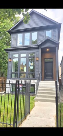 3508 W Belden Avenue, Chicago, IL 60647
