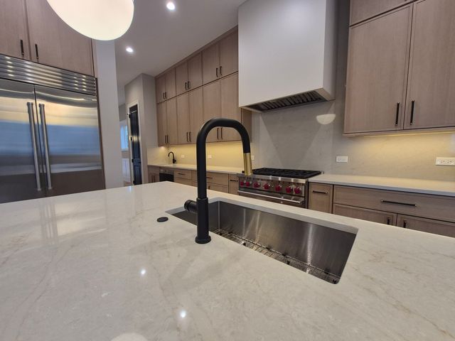 3508 W Belden Avenue, Chicago, IL 60647