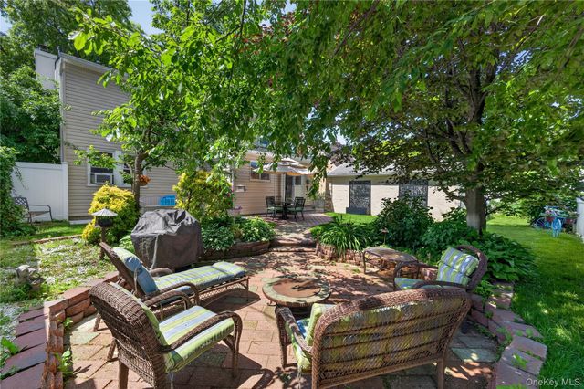 84 Wilson Boulevard, New Hyde Park, NY 11040