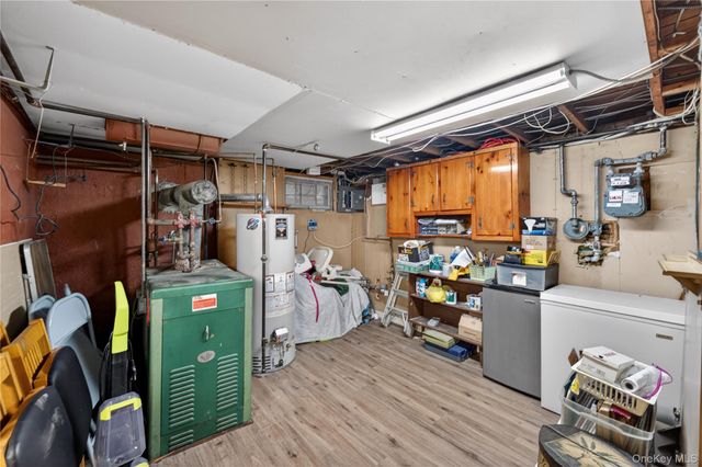 84 Wilson Boulevard, New Hyde Park, NY 11040