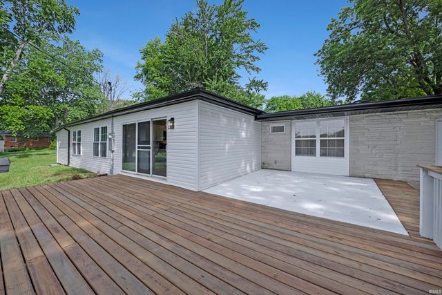 6500 Plainview Drive, Evansville, IN 47720