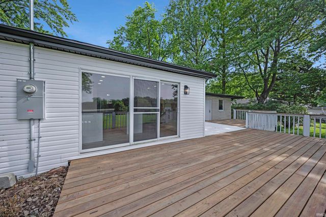 6500 Plainview Drive, Evansville, IN 47720