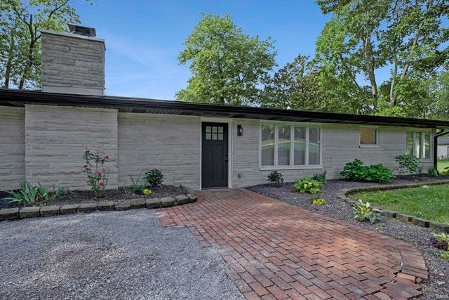 6500 Plainview Drive, Evansville, IN 47720