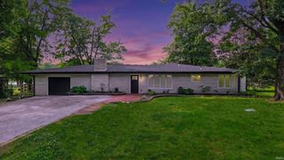 6500 Plainview Drive, Evansville, IN 47720