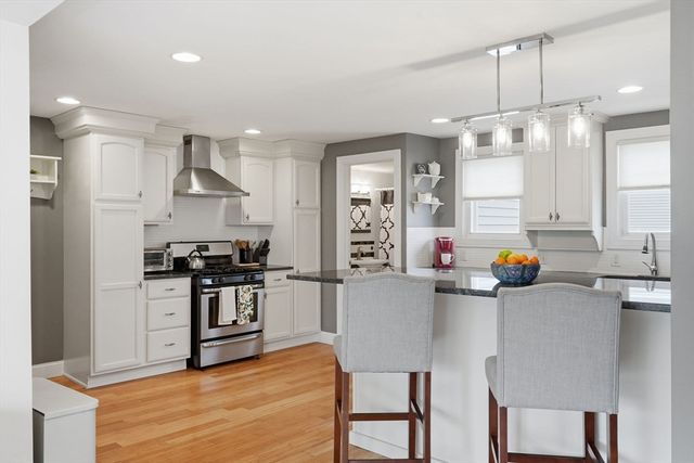 31 Walnut St., Dedham, MA 02026