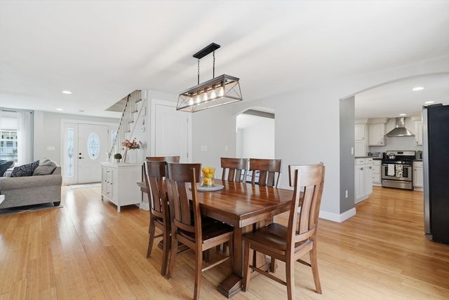 31 Walnut St., Dedham, MA 02026