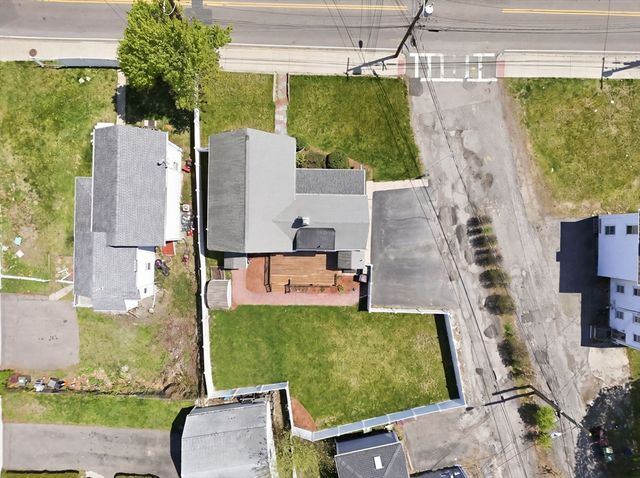 31 Walnut St., Dedham, MA 02026