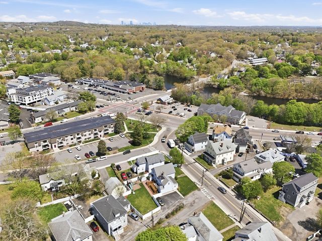 31 Walnut St., Dedham, MA 02026