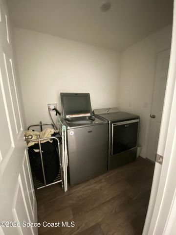 806 Trinidad Avenue SE, Palm Bay, FL 32909