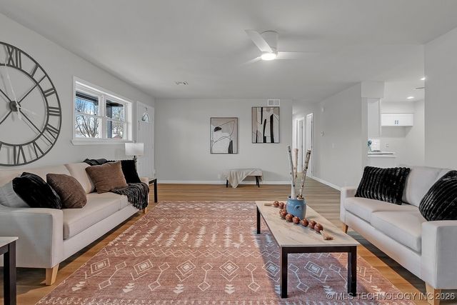 2124 S Main Street, Sapulpa, OK 74066