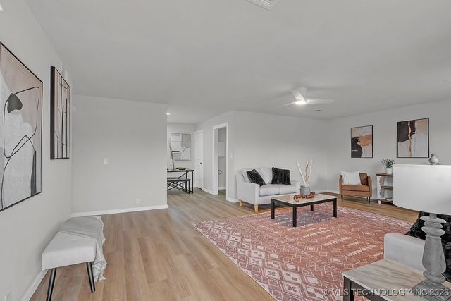 2124 S Main Street, Sapulpa, OK 74066