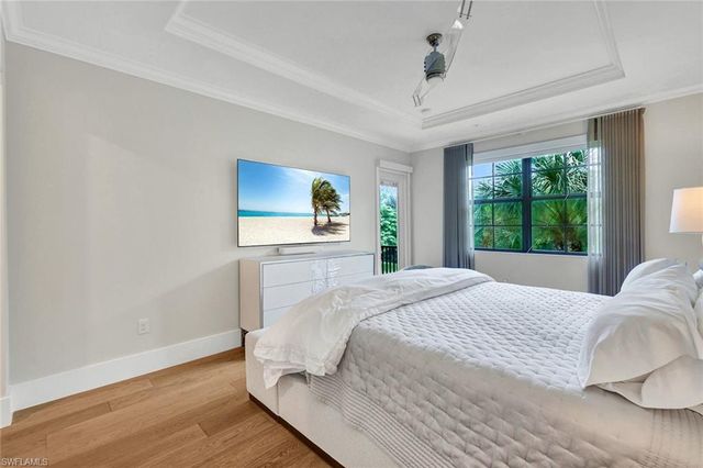 16356 Viansa WAY 201, Naples, FL 34110